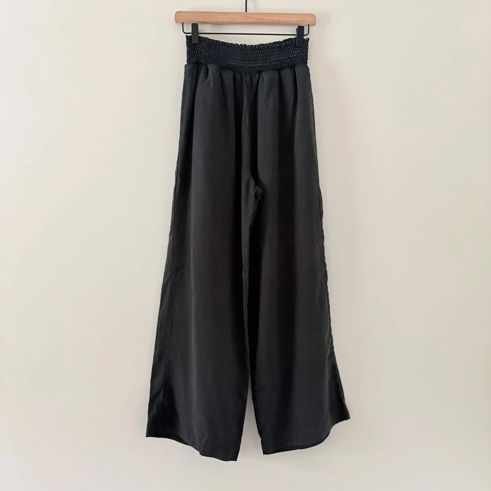 Bella Dahl Smocked Waist Wide Leg Pant Size S Vintage Black Tencel Relaxed Boho